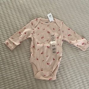 Old Navy 3-6 Months Onesie